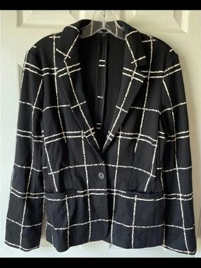 Express Blazer Womens Size M Career Ponte Knit Plaid Classic Button Black Jacket